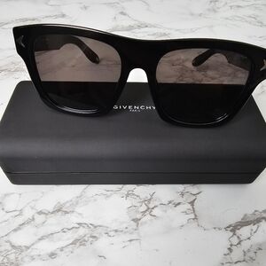 Givenchy Black Sunglasses GV 7011/S 807NR 55